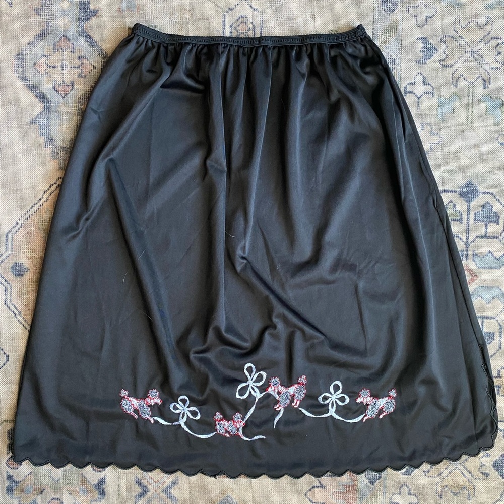 Vintage Poodle and Bow Scalloped Slip Skirt